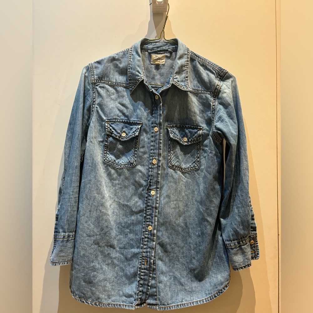 ARITZIA Wilfred Free Denim Shirt